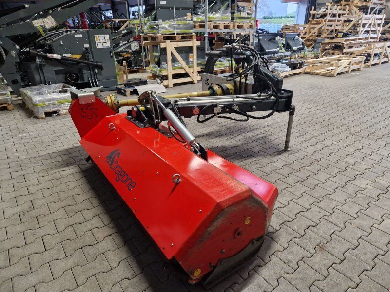 DRAGONE COBRA 200 Seiten /Böschungs für Traktor