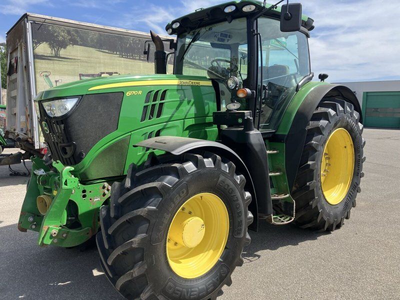 John Deere 6170R