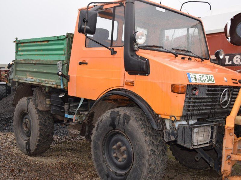 Mercedes-Benz Unimog U1200