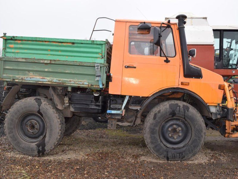 Mercedes-Benz Unimog U1200