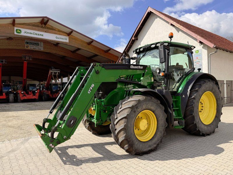 John Deere 6215 R mit Frontlader