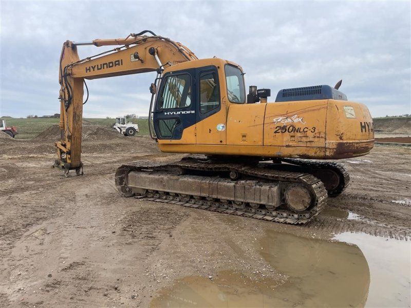 Hyundai ROB 250 LC-3