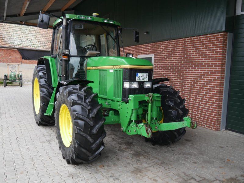 John Deere 6600 + Fieldbee RTK + Pflegeräder