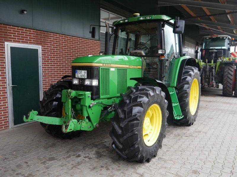 John Deere 6600 + Fieldbee RTK + Pflegeräder