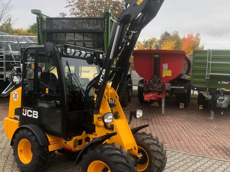 JCB 403 Agri Plus