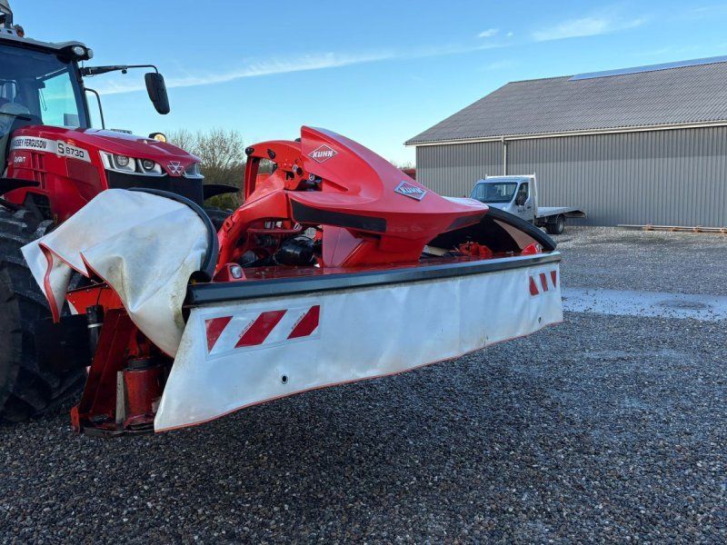 Kuhn FC10030 + FC3525F Skårlægger Med stål finger crimper