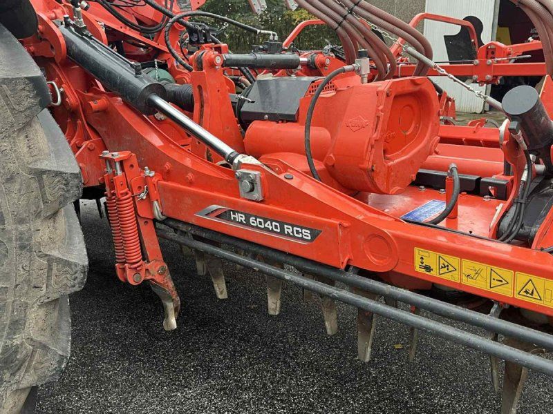 Kuhn HR6040 med såmaskine Med dobbelt kammer fronttank TF2300
