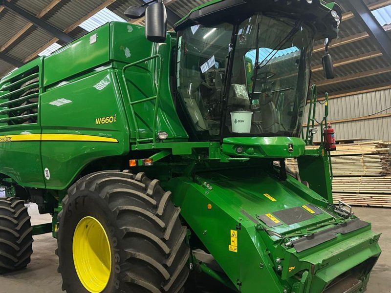 John Deere W660