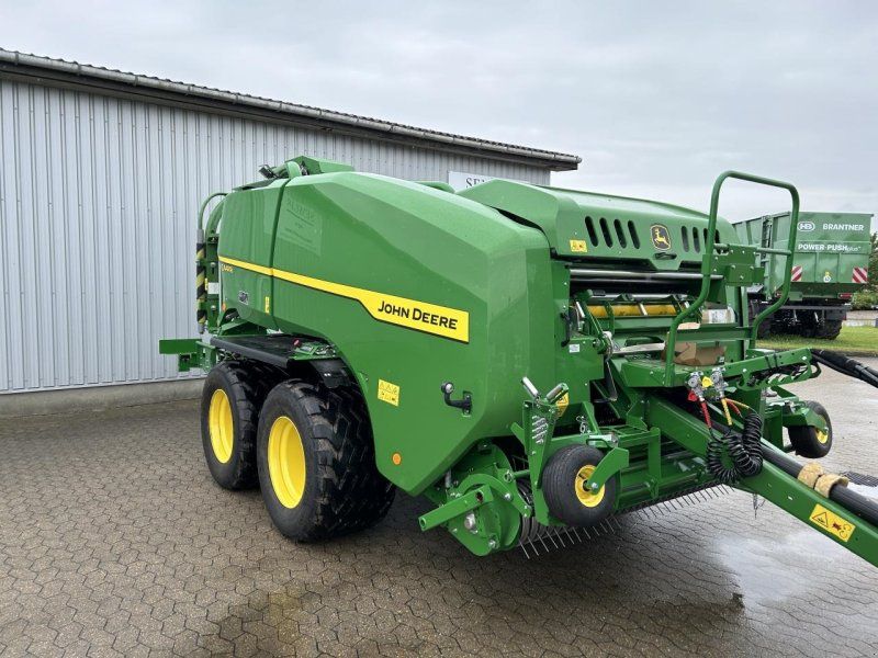 John Deere C441R