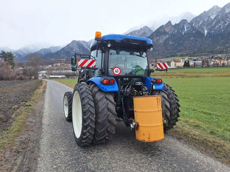 New Holland T4.75S