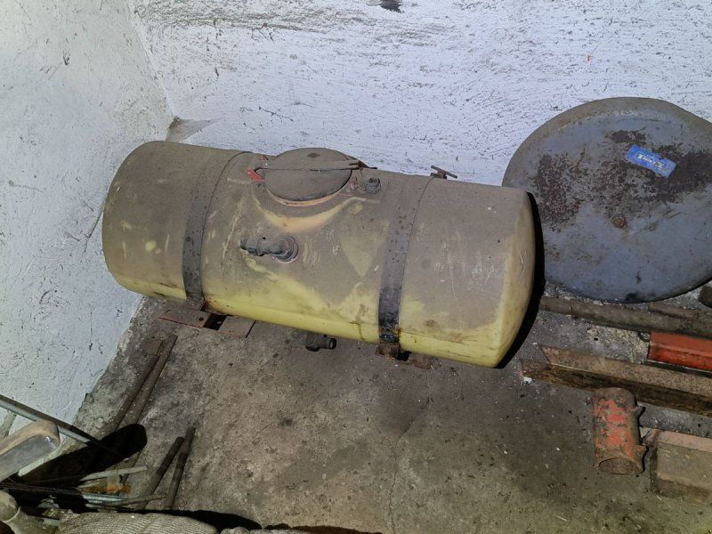 Lille tank ca. 80 liter