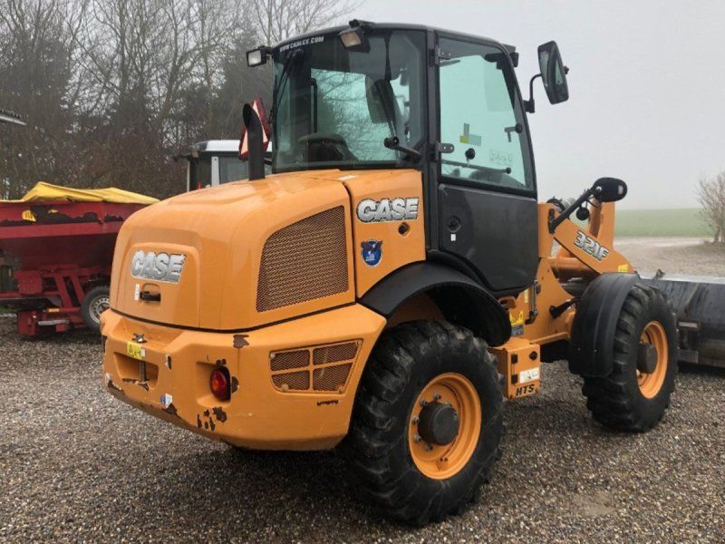 Case IH 321F