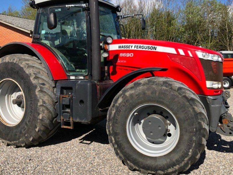 Massey Ferguson 8690 Dyna VT