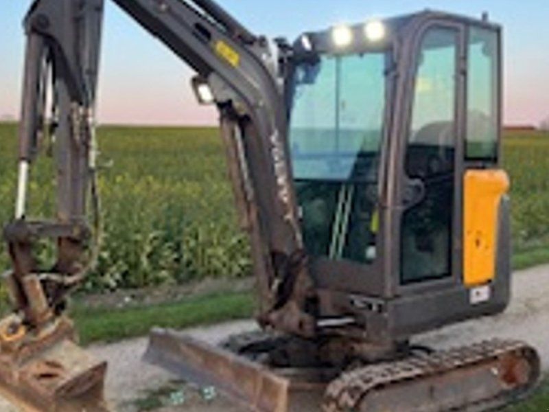 Volvo ec20d