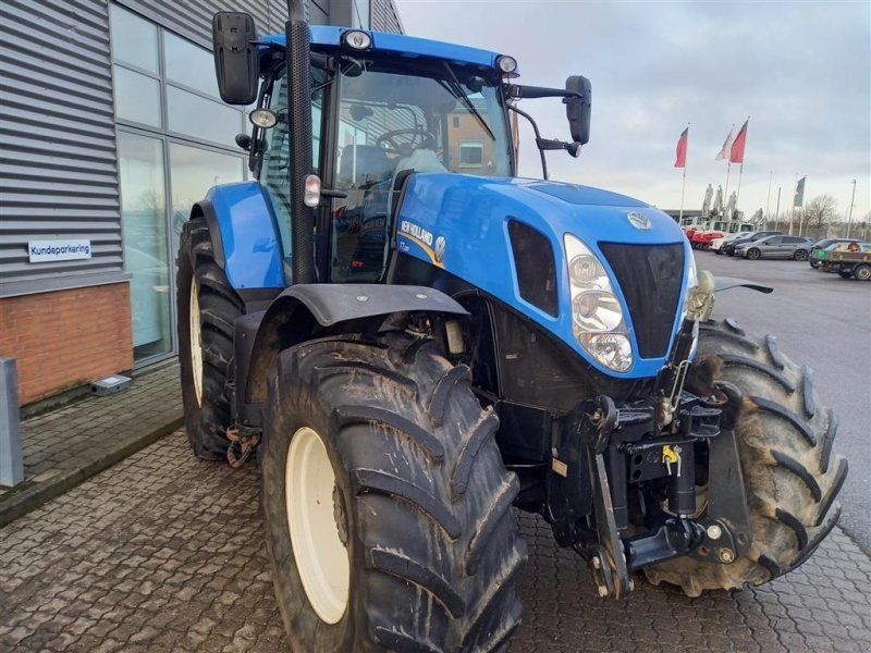 New Holland T7.220