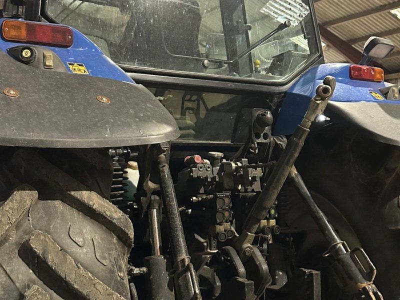 New Holland TM 175