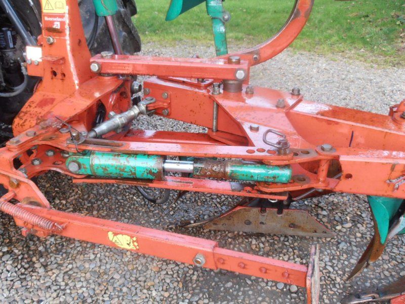 Kverneland 150 B , 5 Furet . Lift vendeplov