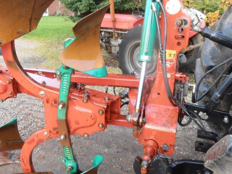 Kverneland 150 B , 5 Furet . Lift vendeplov