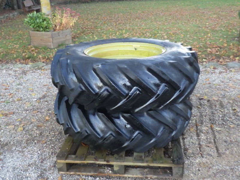 D 3000
