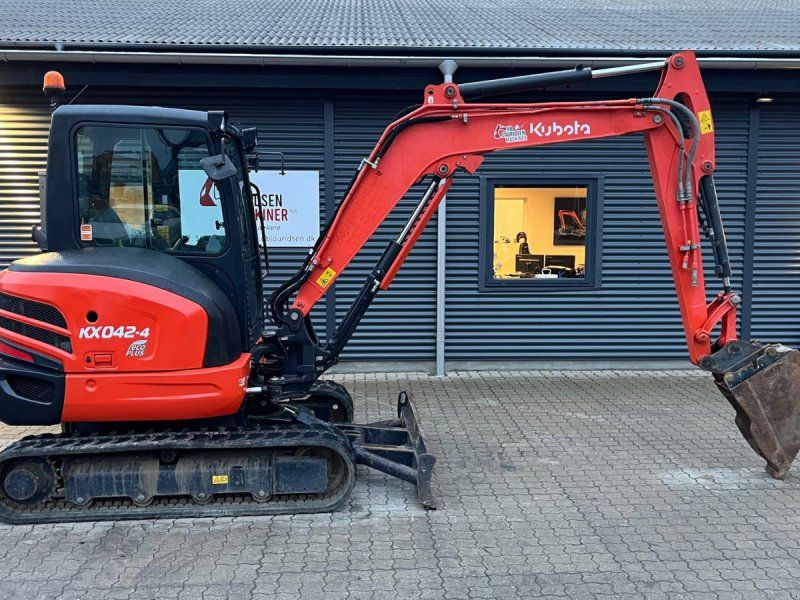 Kubota Kx042-4 Hydraulisk s40 + graveskovl