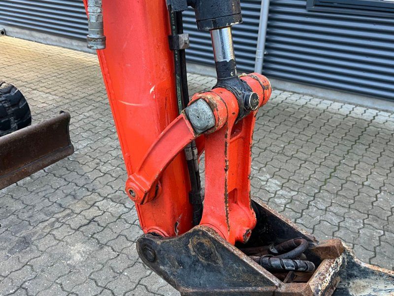 Kubota Kx042-4 Hydraulisk s40 + graveskovl