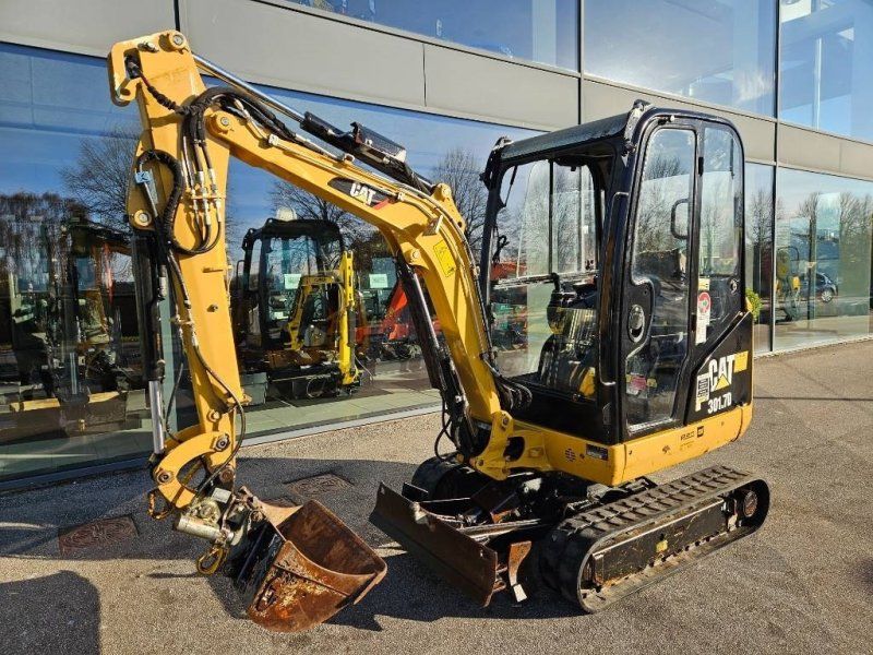 Cat 301.7 D