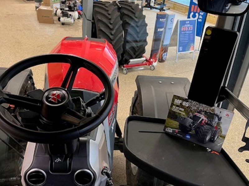 Massey Ferguson 8S.305 Dyna VT  Danmarks måske laveste rente!!!