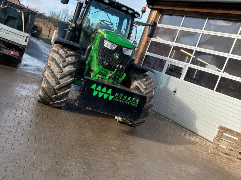 John Deere 6175R