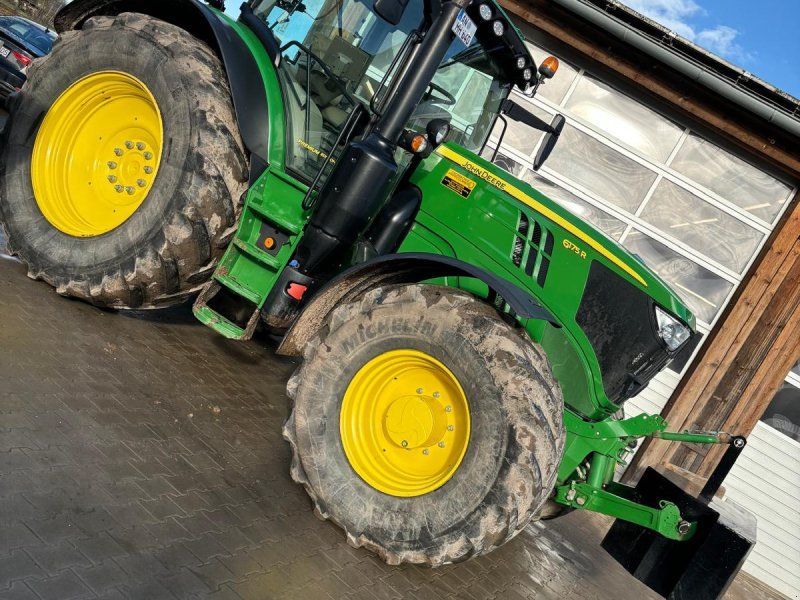 John Deere 6175R