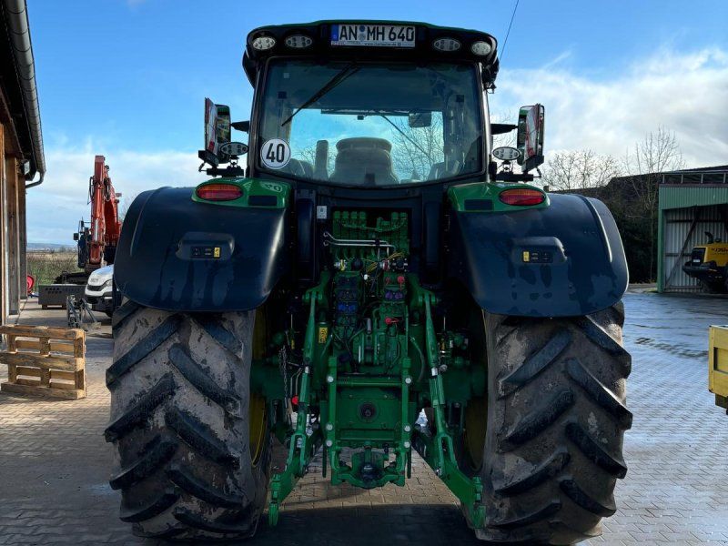John Deere 6175R