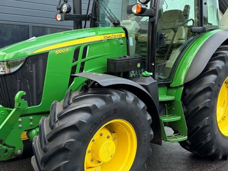 John Deere 5100 R