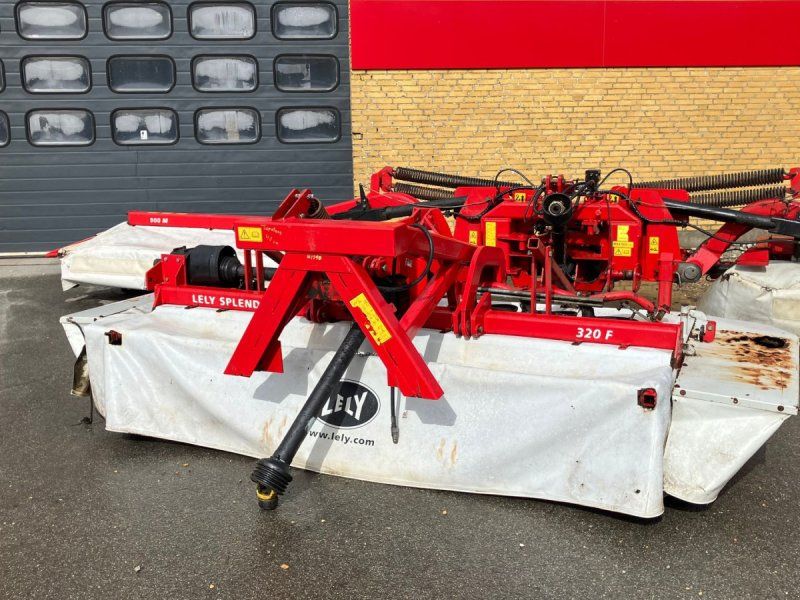 Lely 320 F + 900M