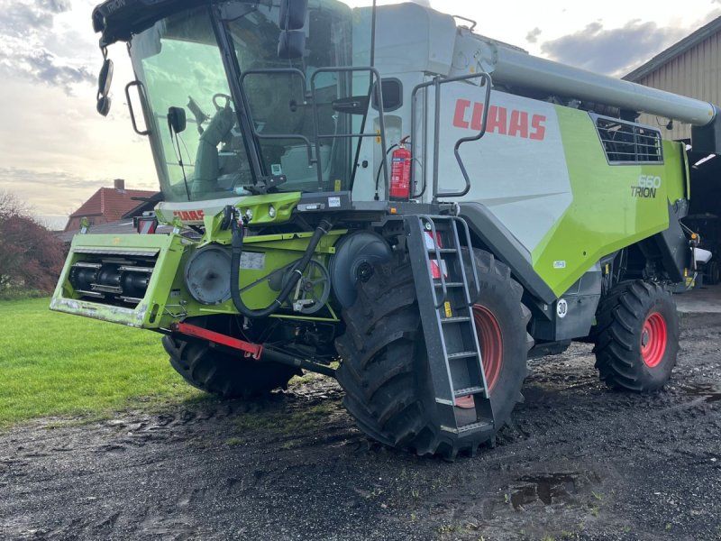 Claas Trion 660