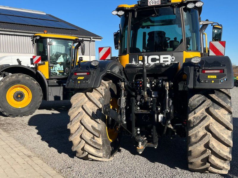 JCB Fastrac 4220 iCON