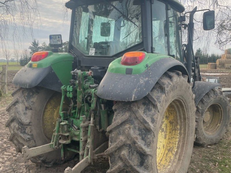 John Deere 6320