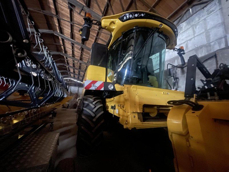 New Holland CX 6.90