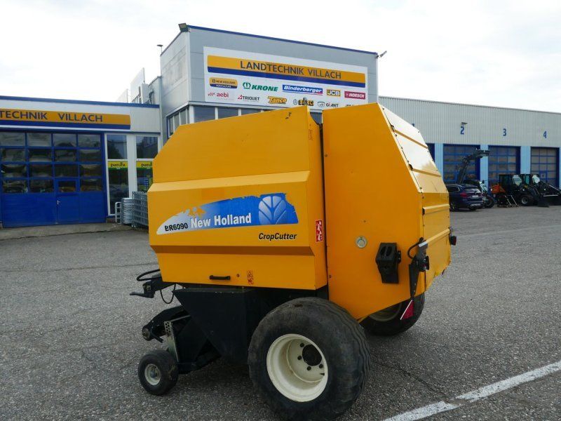 New Holland BR 6090