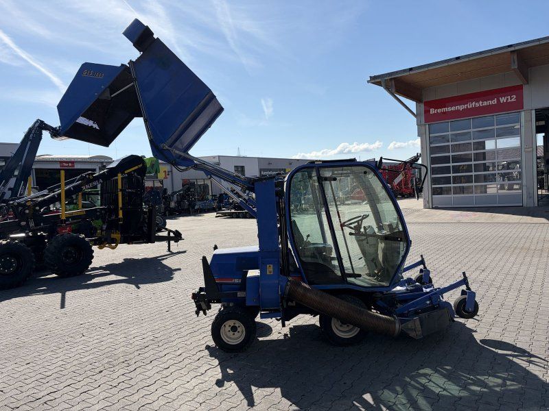 Iseki Frontmäher SF 310 mit Kabine & Schneeschild