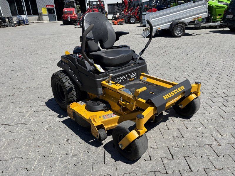 Hustler Raptor XDX54