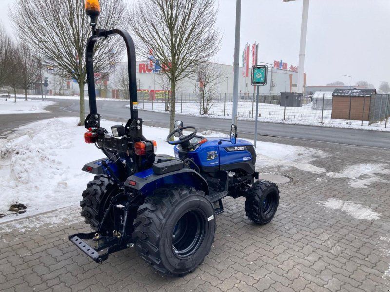 Solis 26 Tiger Blau Neumaschine