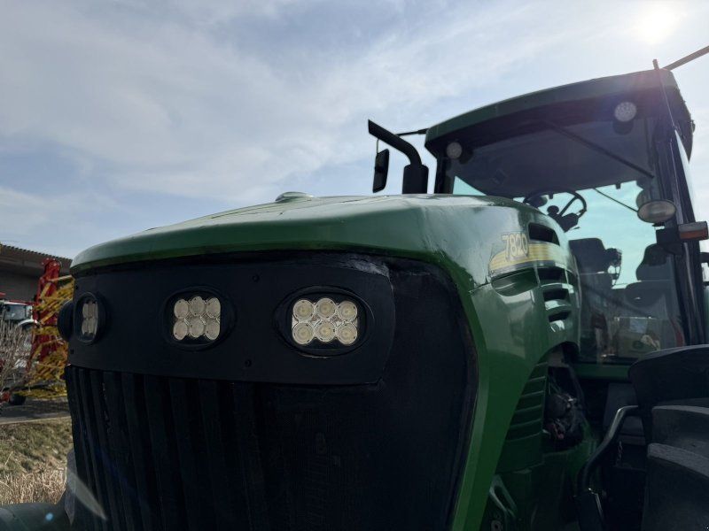 John Deere 7820