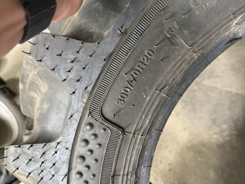 Alliance 300/70 R20 Agri Star 2