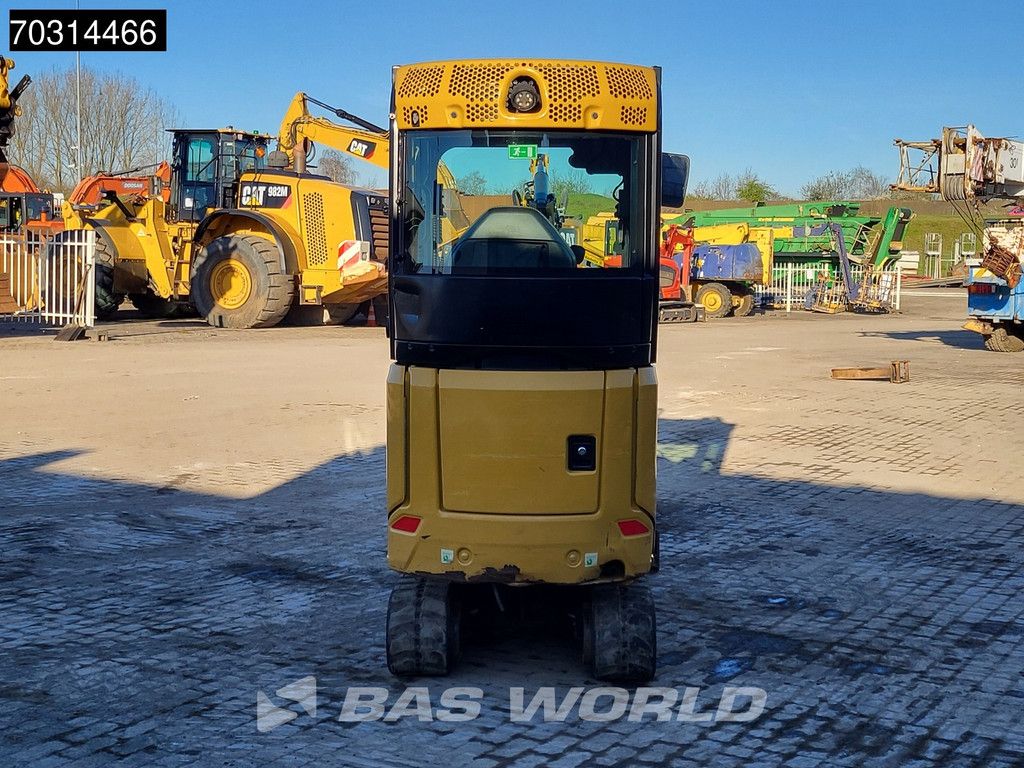Caterpillar 301.8