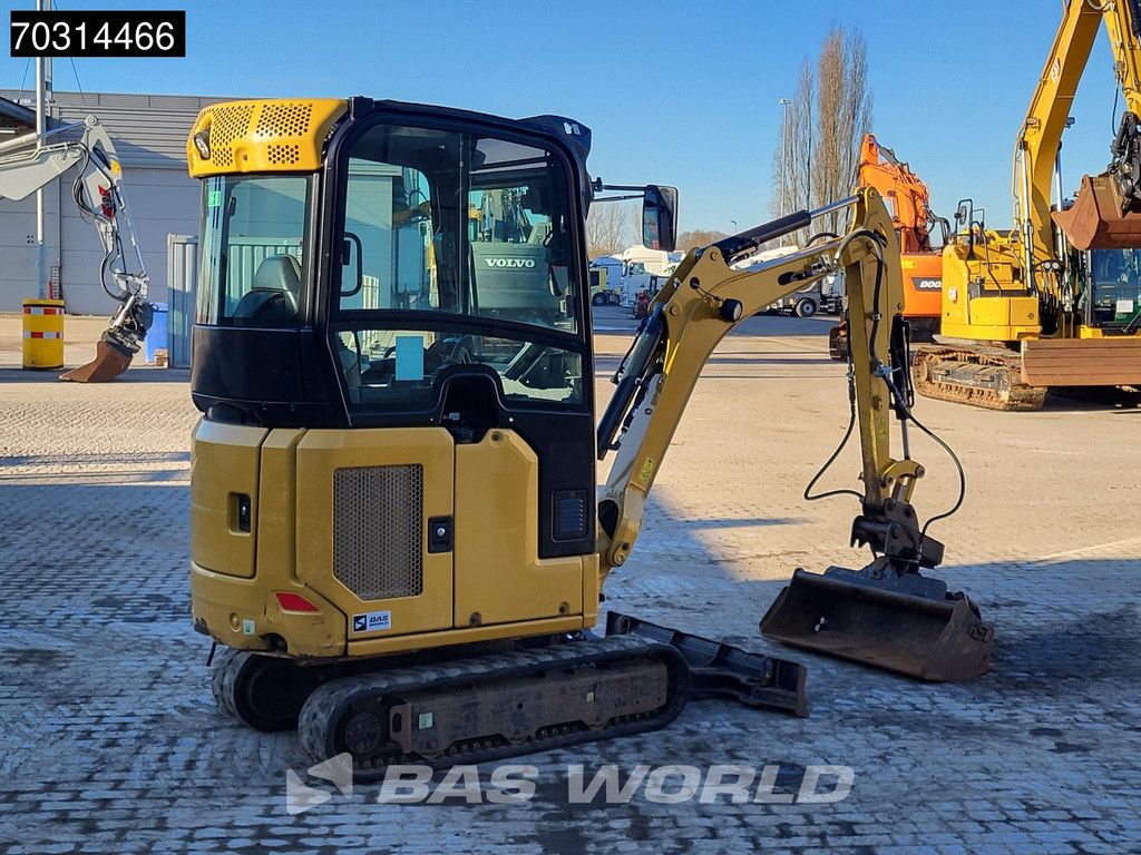 Caterpillar 301.8