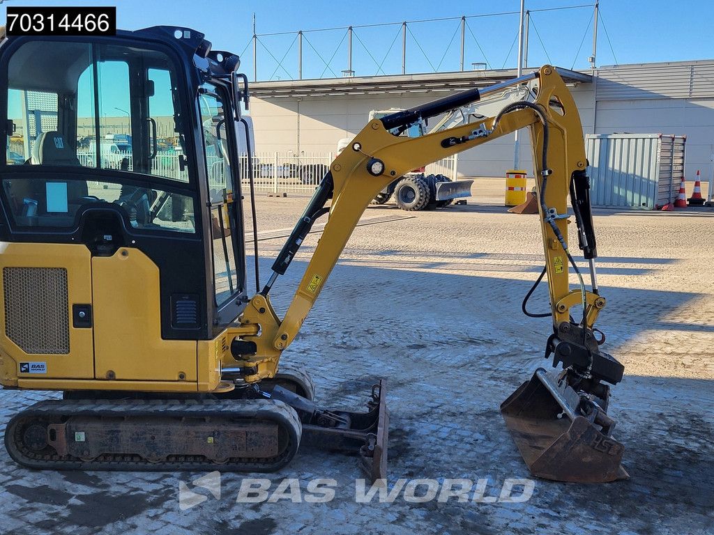 Caterpillar 301.8