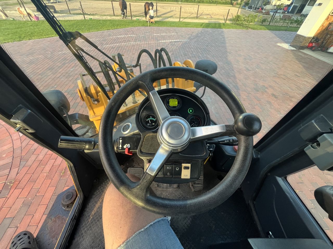HYTEC ZL12F shovel / wiellader bouwjaar 2019 – cabine – palletvo