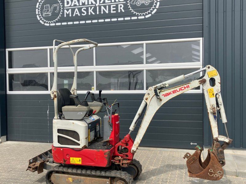 Takeuchi TB210R TB210 årg .1281 timer.