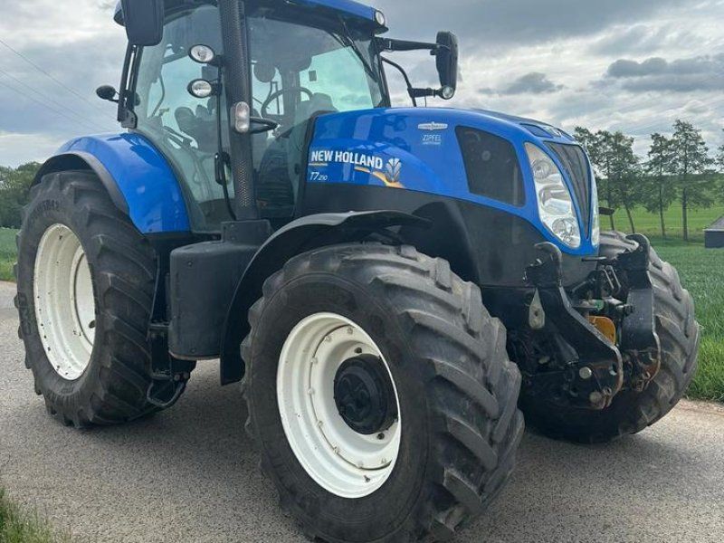 New Holland T7.210 AC