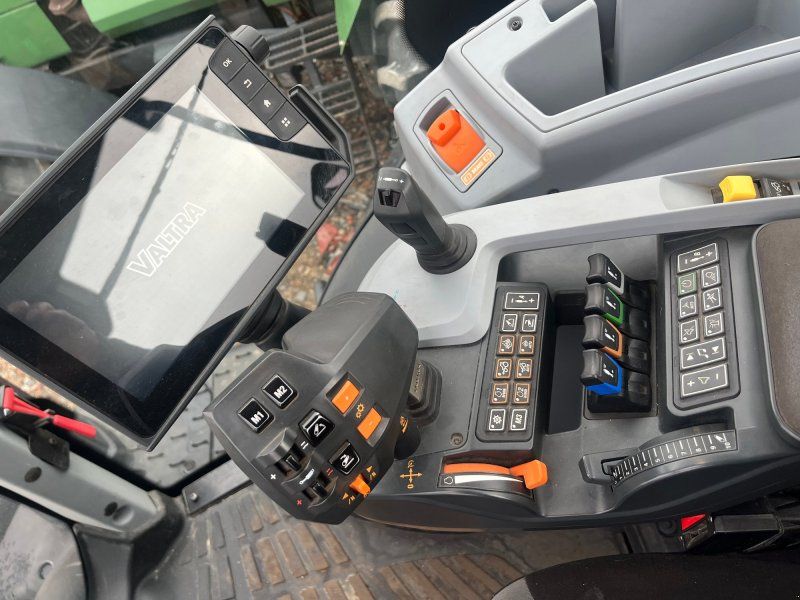 Valtra T 174D