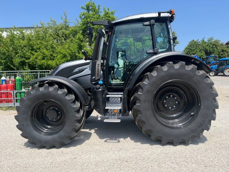 Valtra N 175D mit Rüfa